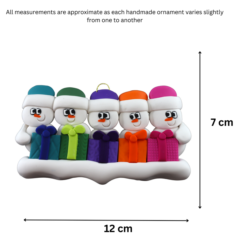 Family ornament with 5 white snowmen in colourful hats holding matching presents, graphed to show size (12x7cm).